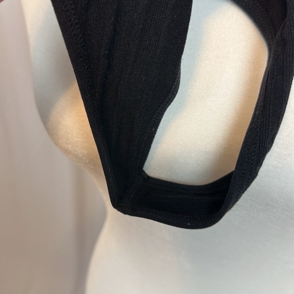 Black Ribbed Off Shoulder Bodysuit - Picture 4 of 4